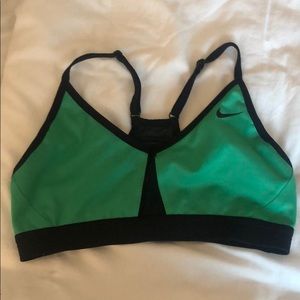 Nike Adjustable strap sports bra! Sz M